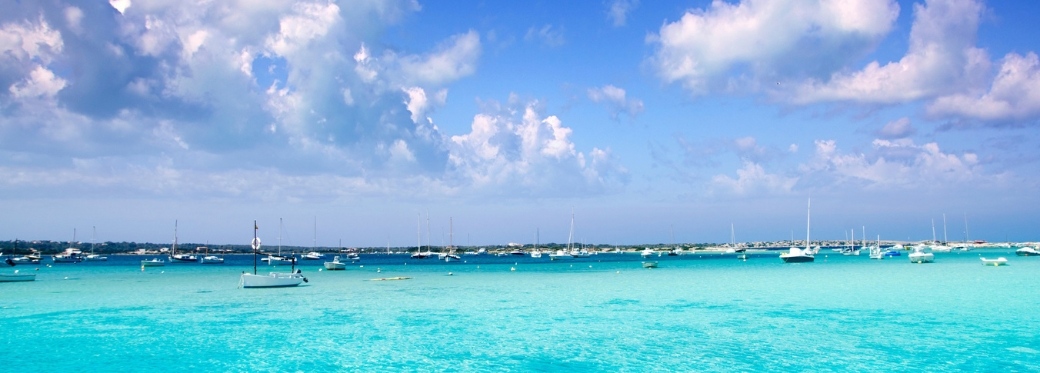 https://vacaciones.traveleando.es/viajes/assets/upload/d19.jpg