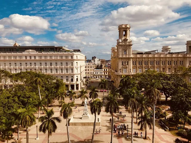 https://vacaciones.traveleando.es/viajes/assets/upload/d4187.webp
