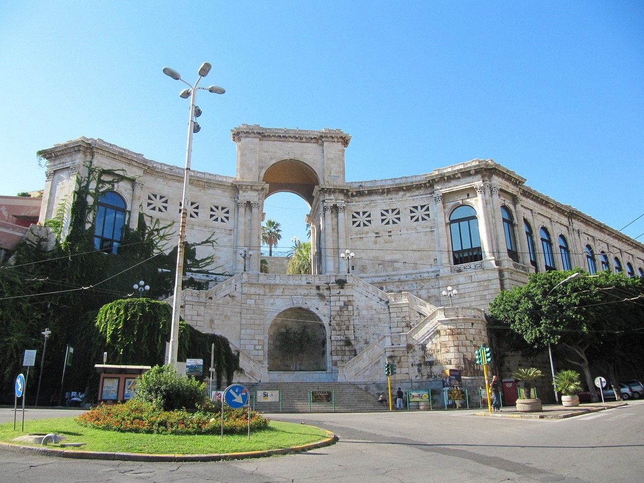 https://vacaciones.traveleando.es/viajes/assets/upload/d5795.jpg